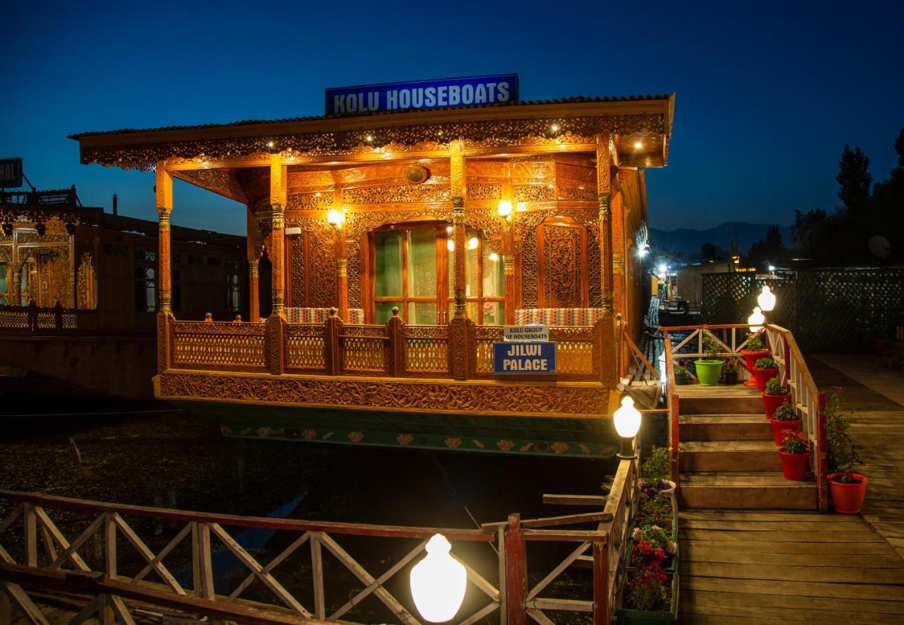 Hotel Kolu Group Of Houseboats Srīnagar Exterior foto